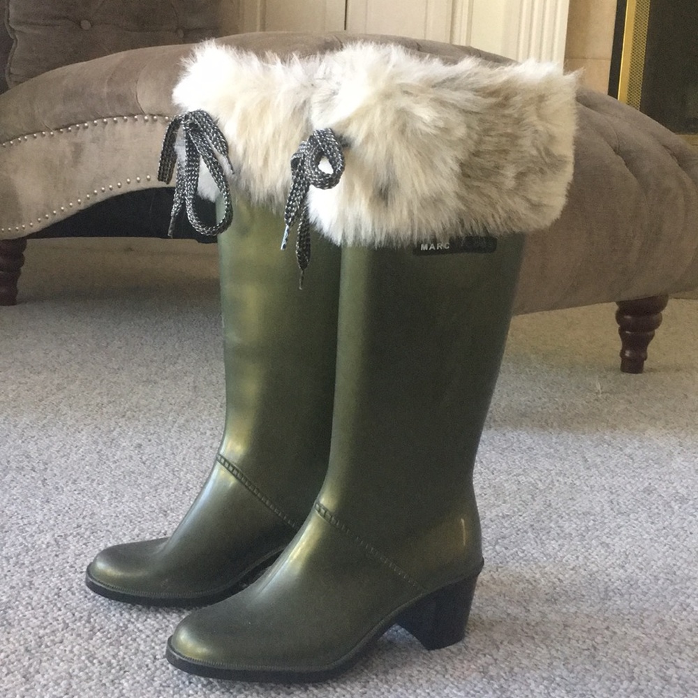 MARC JACOBS GREEN FLUFFY RAIN BOOTS
